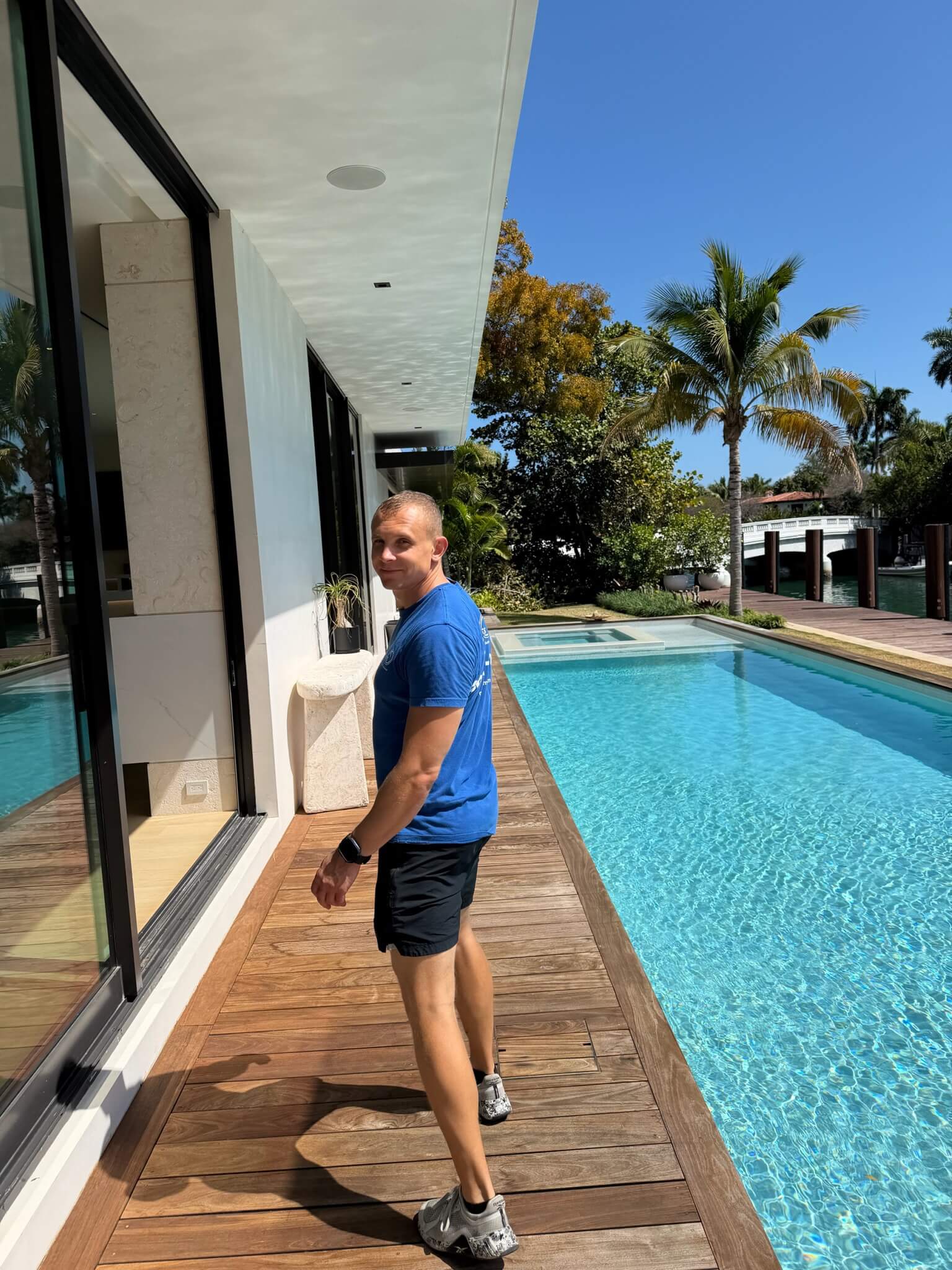 luxury moving in Miami